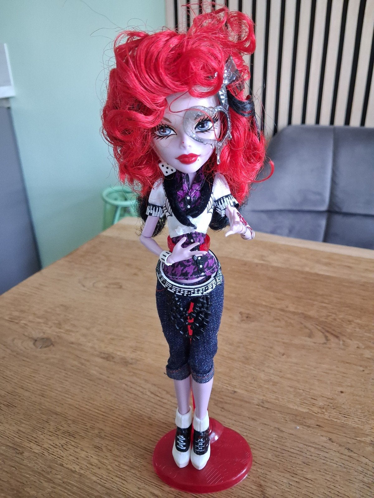 G1 monster high pop, Ophalen