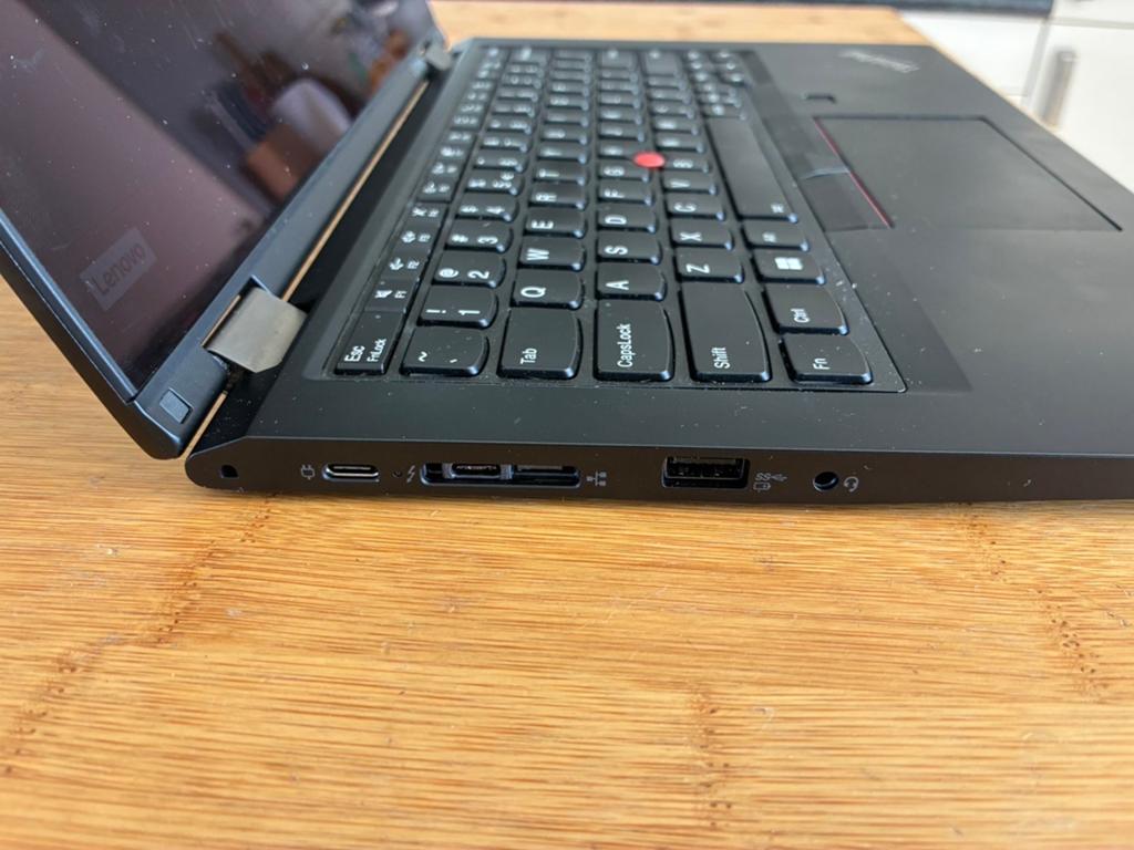 Lenovo ThinkPad L13 Yoga - Krachtige 2-in-1 Laptop, Ophalen, 2 tot 3 Ghz, Qwerty, 8 GB