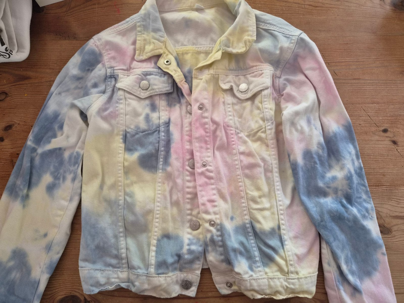 Tie-dye spijkerjasje maat 158/164, Kinderen en Baby's, Kinderkleding | Maat 158, Jongen of Meisje, Ophalen of Verzenden, Zo goed als nieuw
