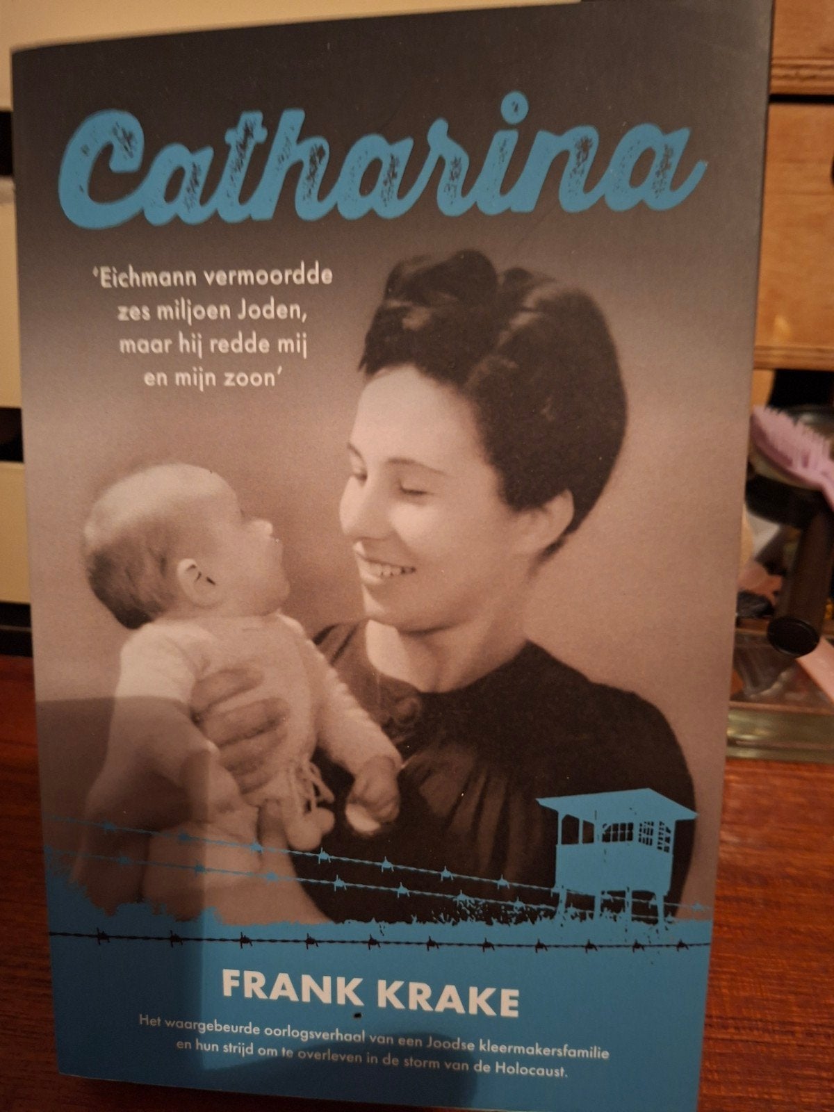 catherina frank krake waargebeurd  2e wereldoorlog, Boeken, Verzenden, Zo goed als nieuw