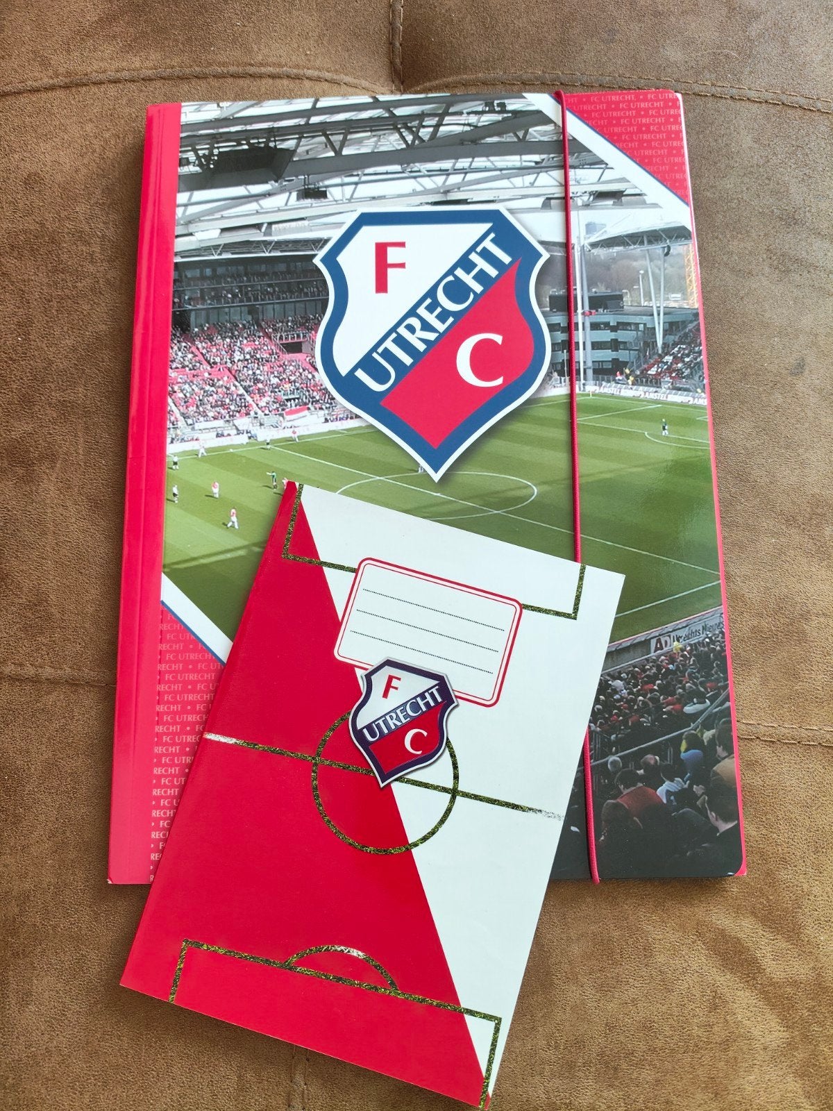 FC Utrecht schrift en A4 map, Ophalen of Verzenden, Nieuw