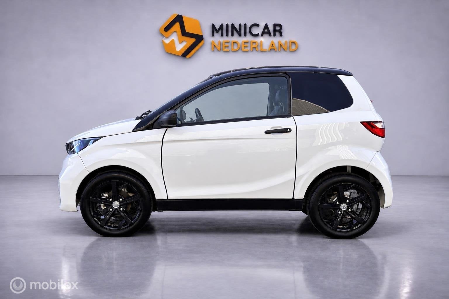 Aixam E-City Sport 2022 DEMO 6km Webasto 1 jaar garantie, Overige merken, Gebruikt, AIXAM MEGA SAS, 56 route de Pugny, BP 70112, 73101 Aix-les-Bains Cedex, France