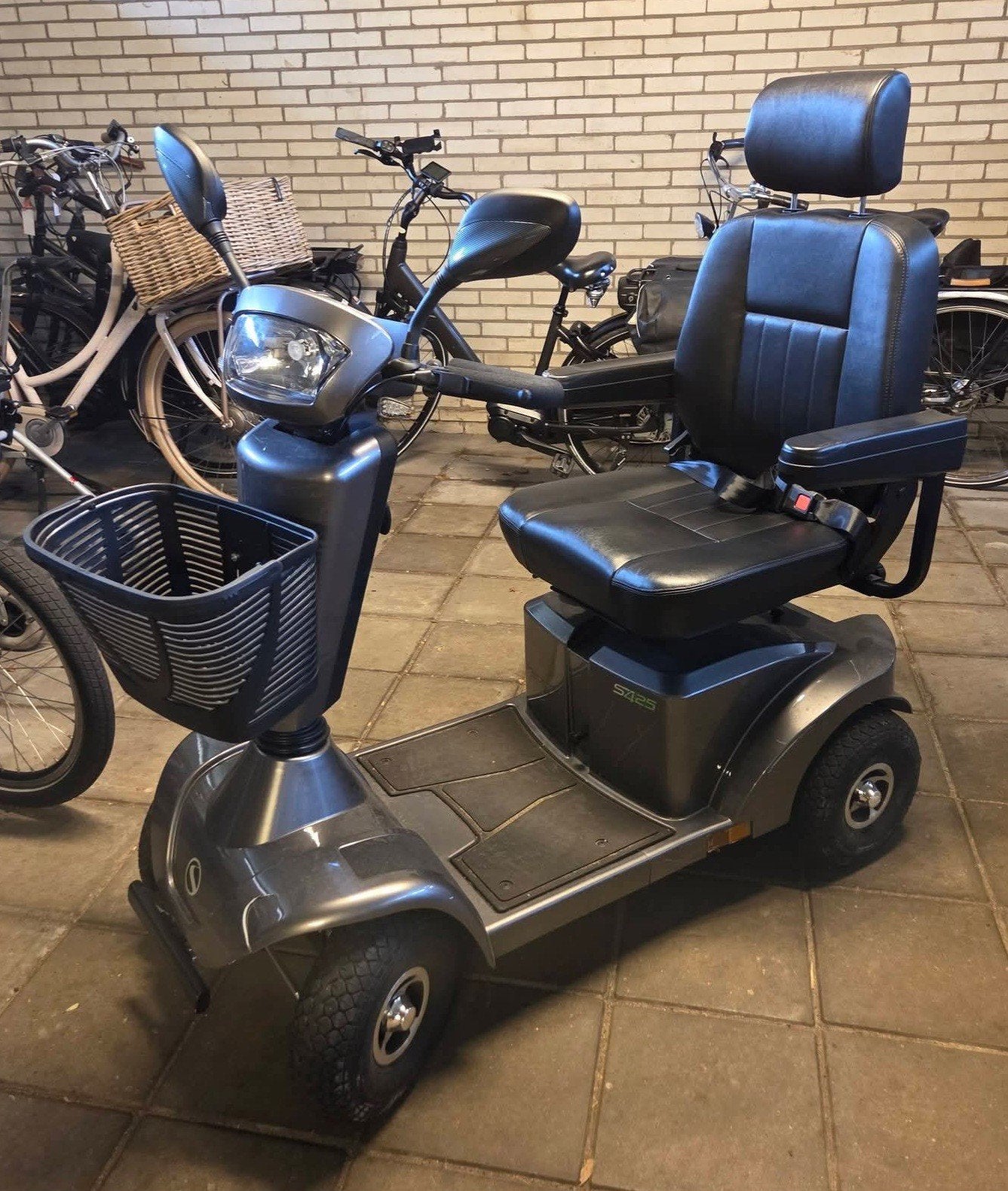 Grijze scootmobiel Sterling S425, Ophalen, Sterling, 11 t/m 15 km/u, 26 t/m 35 km