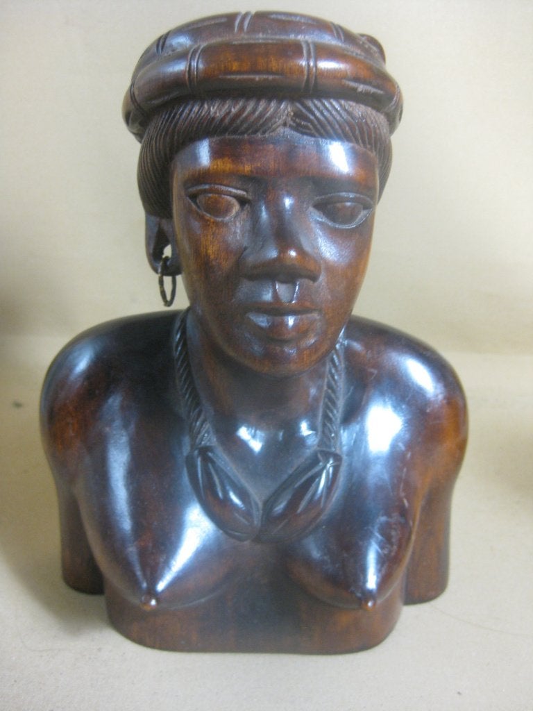 Houten borstbeeld vrouw met pijp Filippijnen, Antiek en Kunst, Ophalen of Verzenden, Handgemaakt, 20 - 50 cm, Beeld