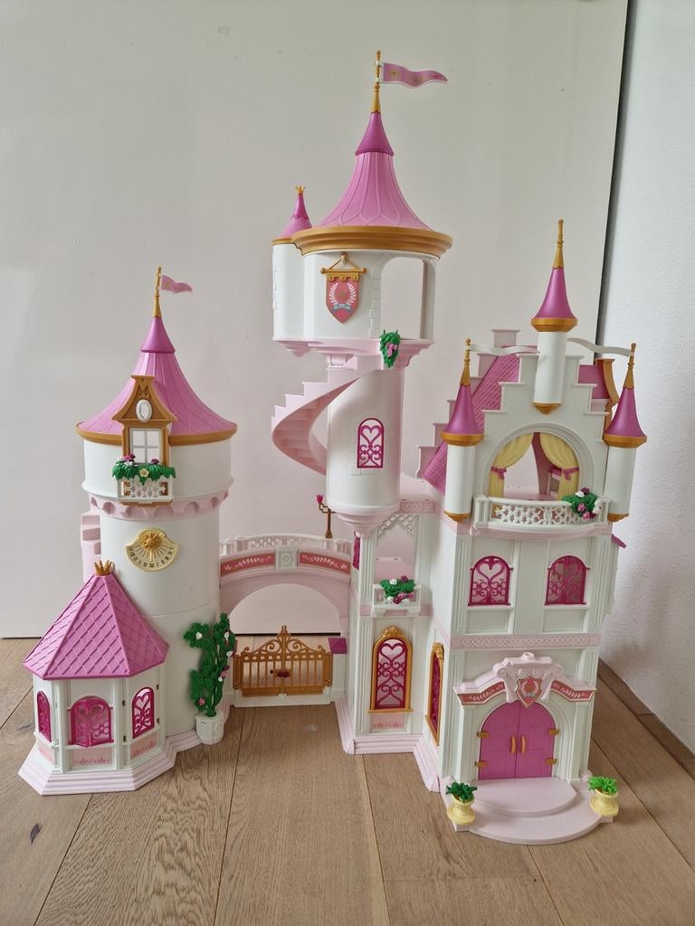Playmobil prinsessenkasteel (70447) met inrichting., Kinderen en Baby's, Speelgoed | Poppenhuizen, Zo goed als nieuw, Poppenhuis