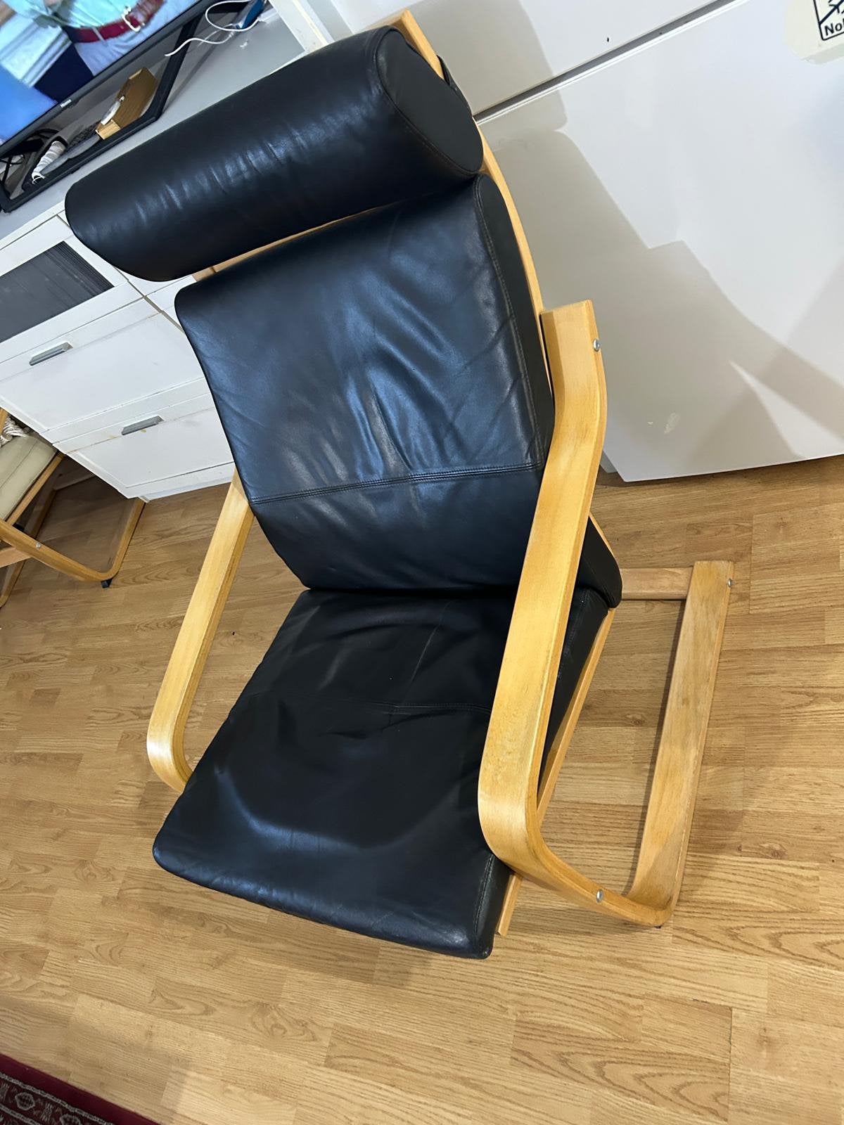 2 X Diverse Poang Stoelen met echt Leer kussen, Ophalen, Minder dan 50 cm, Minder dan 75 cm, Leer
