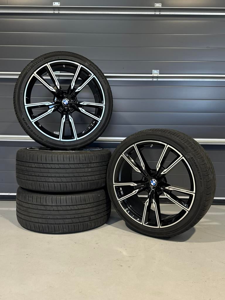 BMW X5 G05 X6 G06 22’’ 747m Look velgen met Zomerbanden, Auto-onderdelen, Banden en Velgen, Banden en Velgen, Zomerbanden, Overige maten