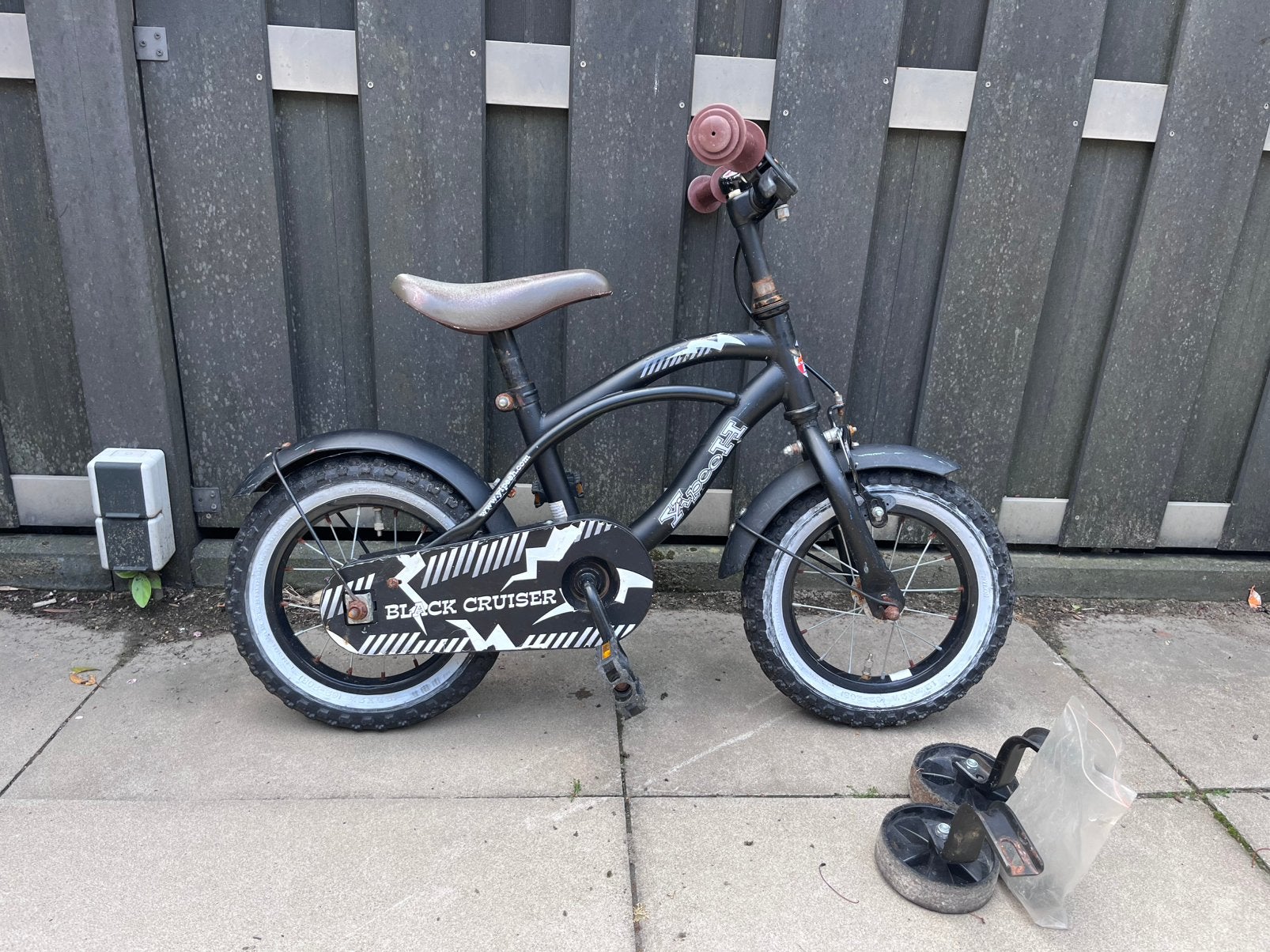 Kinderfiets Black Cruiser 12 inch, Ophalen, Gebruikt, Terugtraprem, Minder dan 14 inch