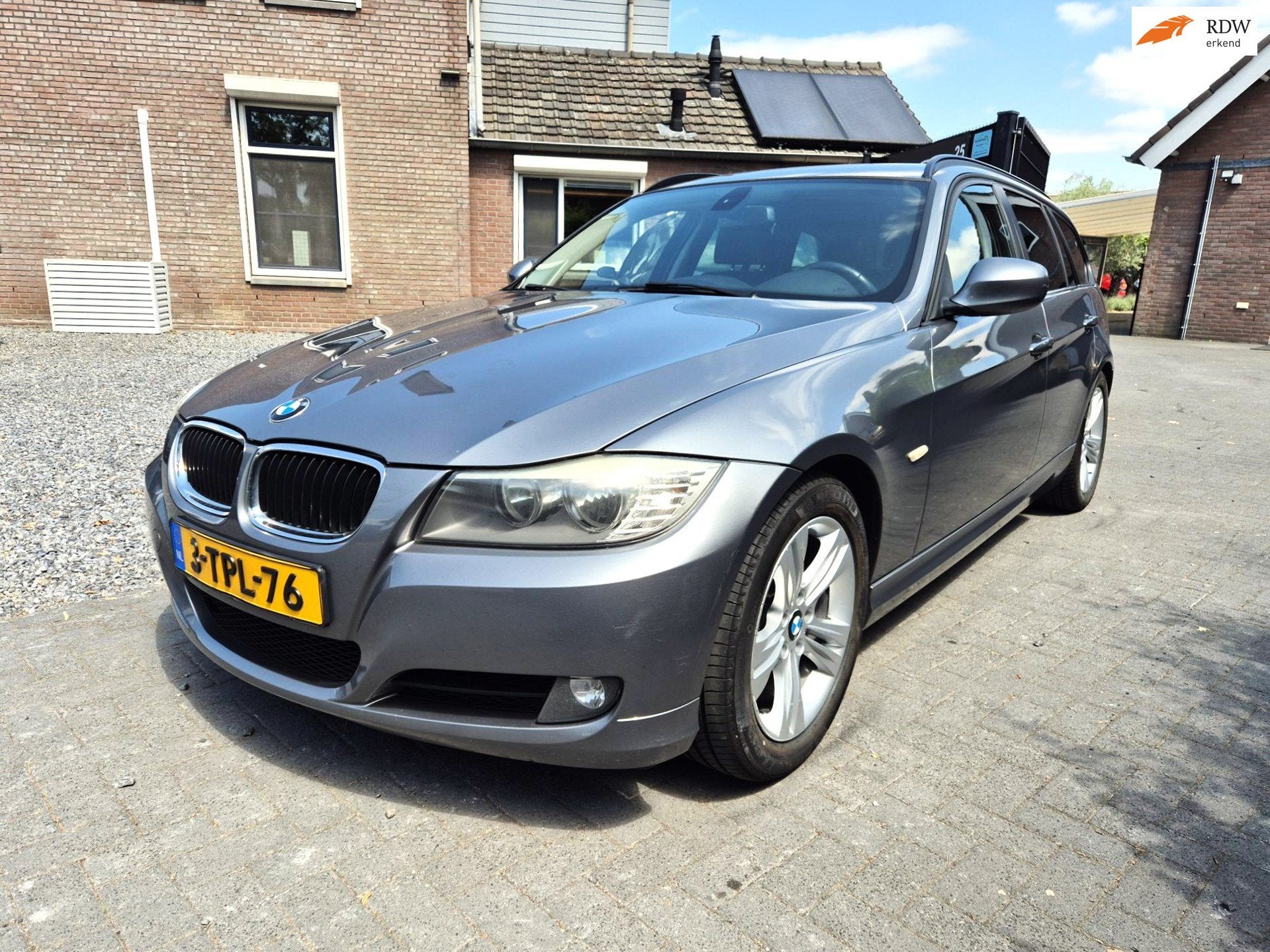 BMW 3-serie Touring 316d Navi Clima Cruise Trekhaak Mooie au, Auto's, Euro 5, Achterwielaandrijving, Zwart, 4 cilinders