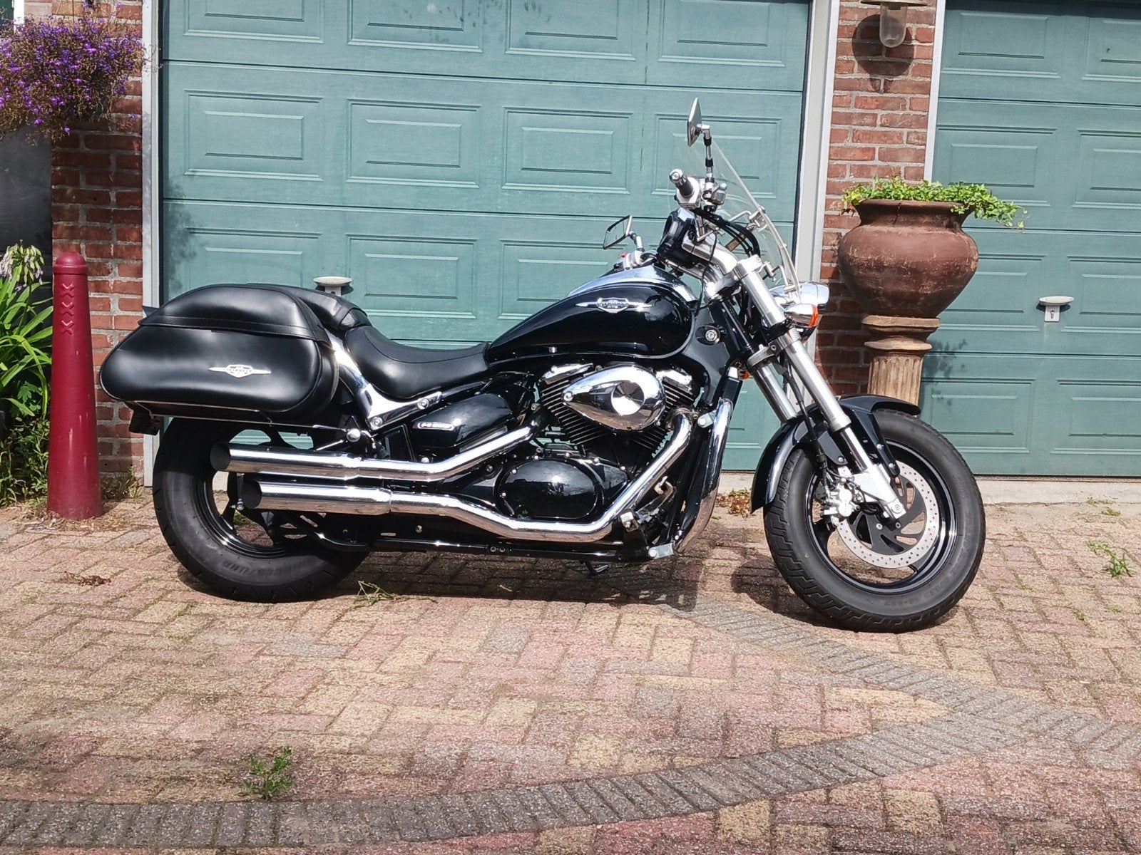 Suzuki Intruder VZ800 M800, 2 cilinders, 805 cc, Gebruikt, Particulier