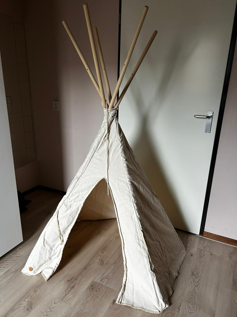 Petit Amelie speeltent, Ophalen, Zo goed als nieuw