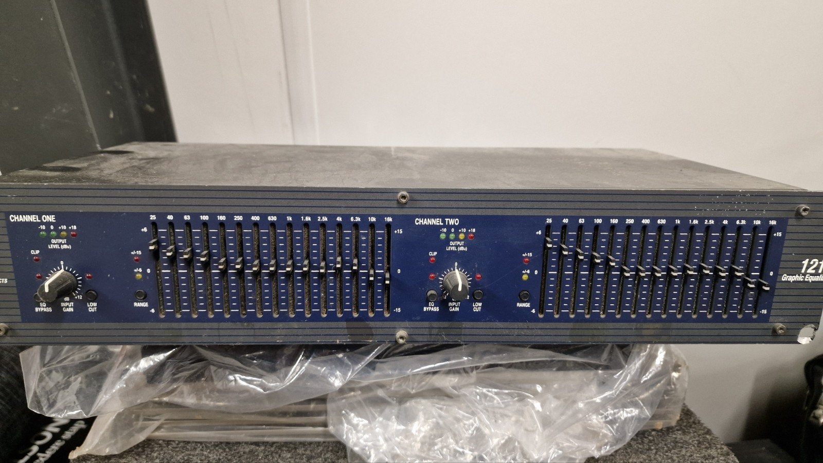 DBX  Harman  equalizer p.a., Ophalen, Gebruikt, Minder dan 500 watt