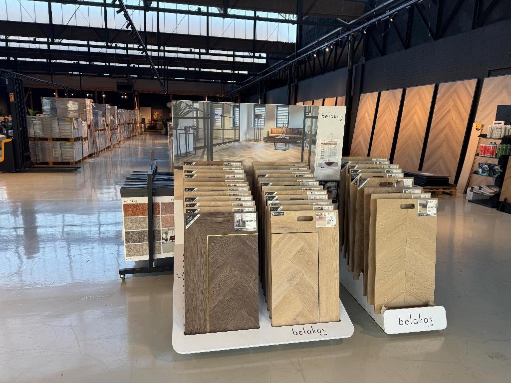 Direct ophalen | Pallet uitverkoop PVC klik | Utrecht, Kunststof, 50 tot 150 cm, 4131 NH, Nieuw