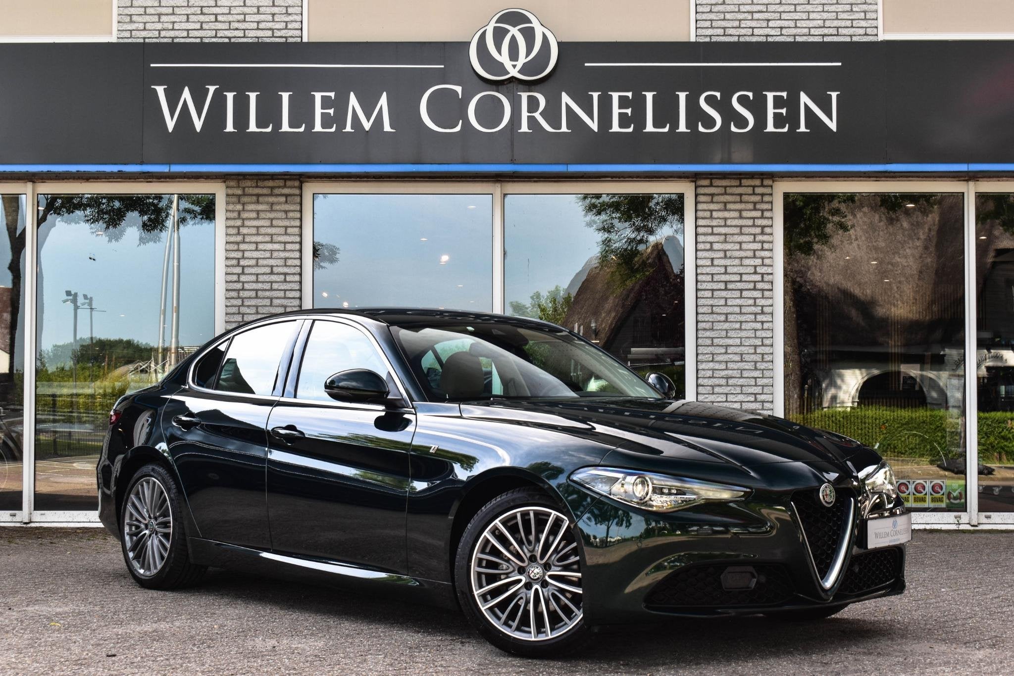Alfa Romeo Giulia 2.2 TI Verde Visconti Leder Carplay Stoelv, 745 kg, Achterwielaandrijving, Gebruikt, Automatische klimaatregeling