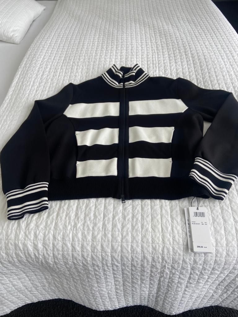 Marc Cain cardigan.  Nieuw met  kaartje., Marc Cain, Overige kleuren, Verzenden, Maat 42/44 (L)