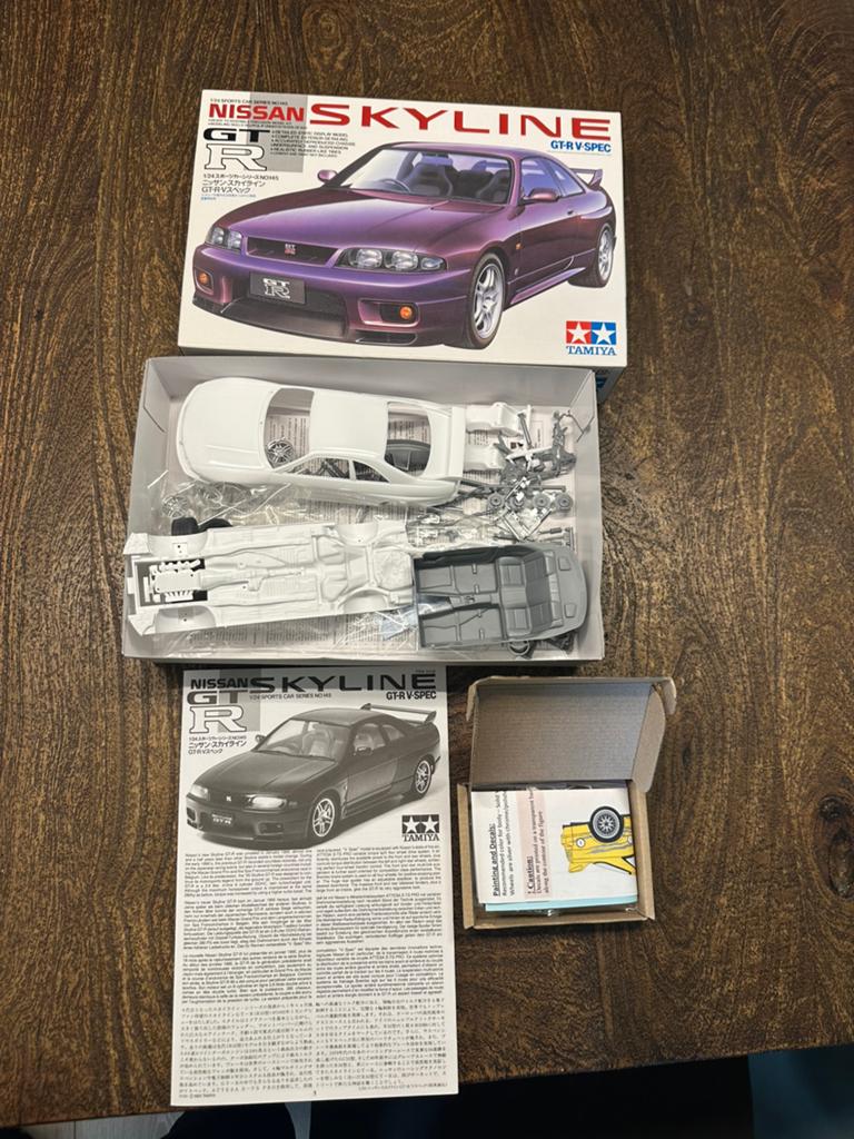Tamiya Nissan Skyline R33 GTR met Fast & Furious Transkit, Hobby en Vrije tijd, Modelbouw | Auto's en Voertuigen, Auto, Groter dan 1:32
