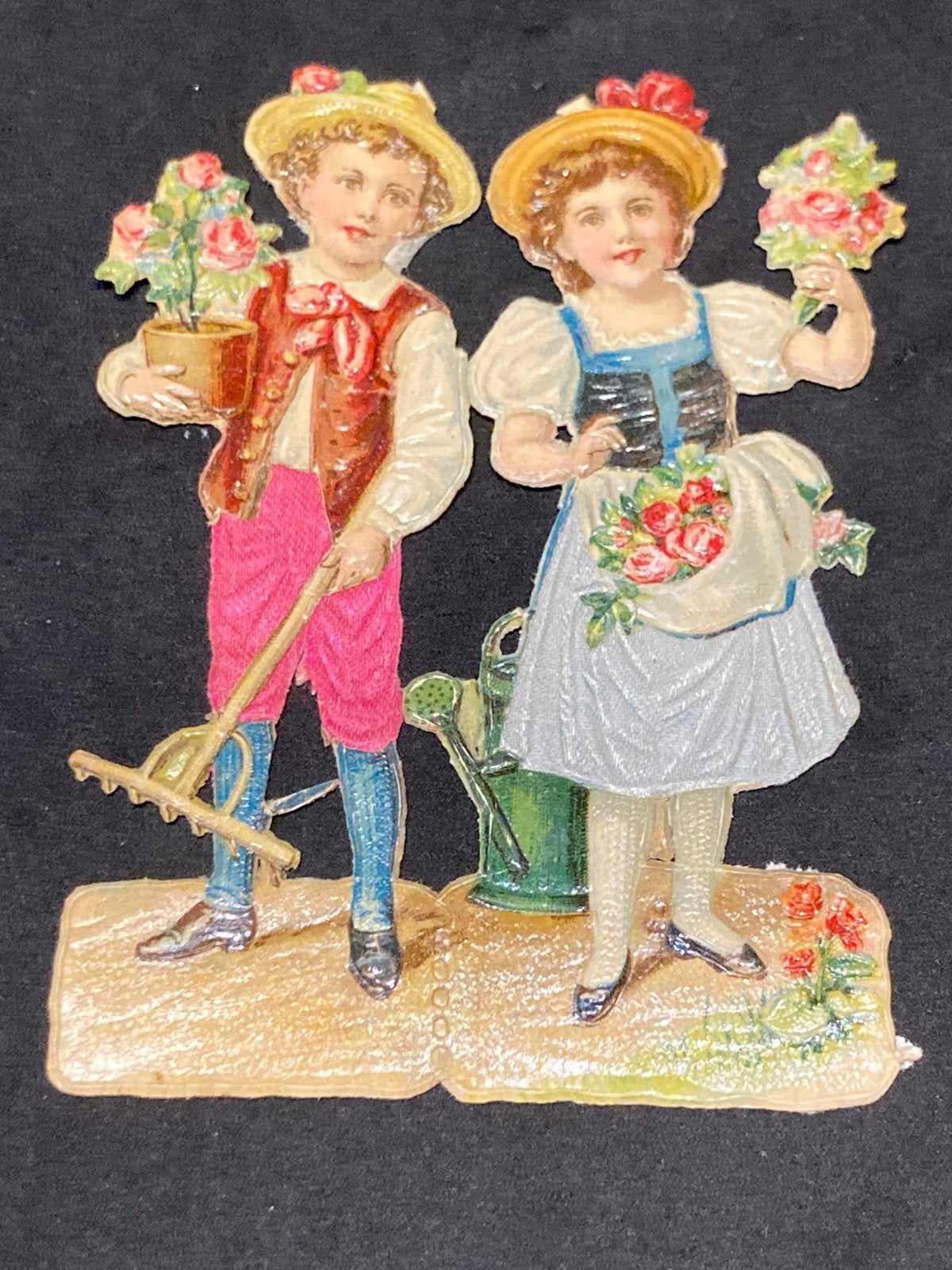 Antiek poezieplaatje met zijde, jongen en meisje (190826), Ophalen of Verzenden