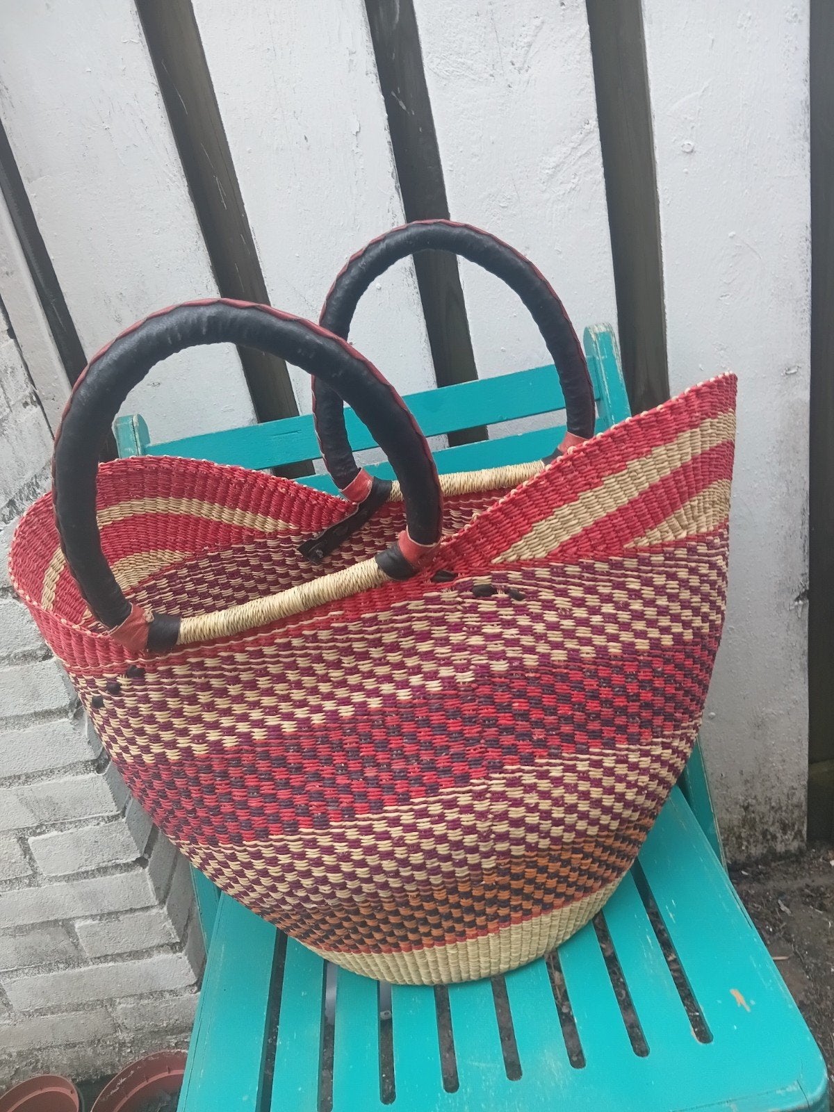 U shopper of tulpmand Bolgatanga Ghana  2 leren h, Overige materialen, Mand, Nieuw, Ophalen of Verzenden