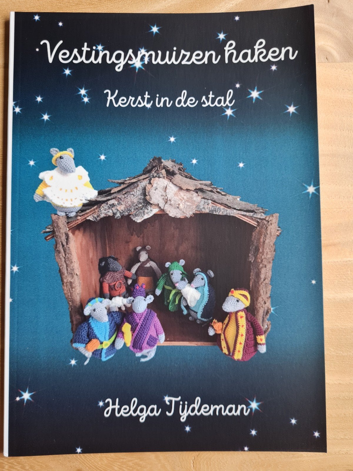 Vestingmuizen haken - Kerst in de stal - Helga Tijdeman, Ophalen of Verzenden, Zo goed als nieuw, Breien en Haken, Helga Tijdeman
