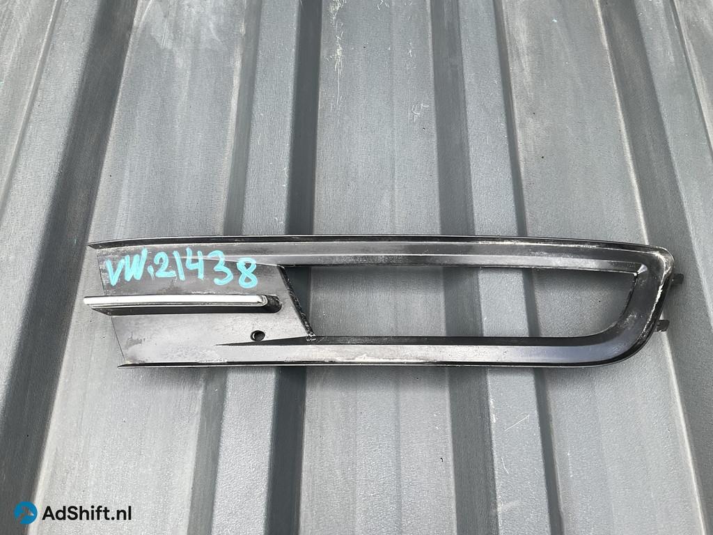 Bumper Grill Volkswagen Passat B8 3G0853666A Mistlamp Rooste