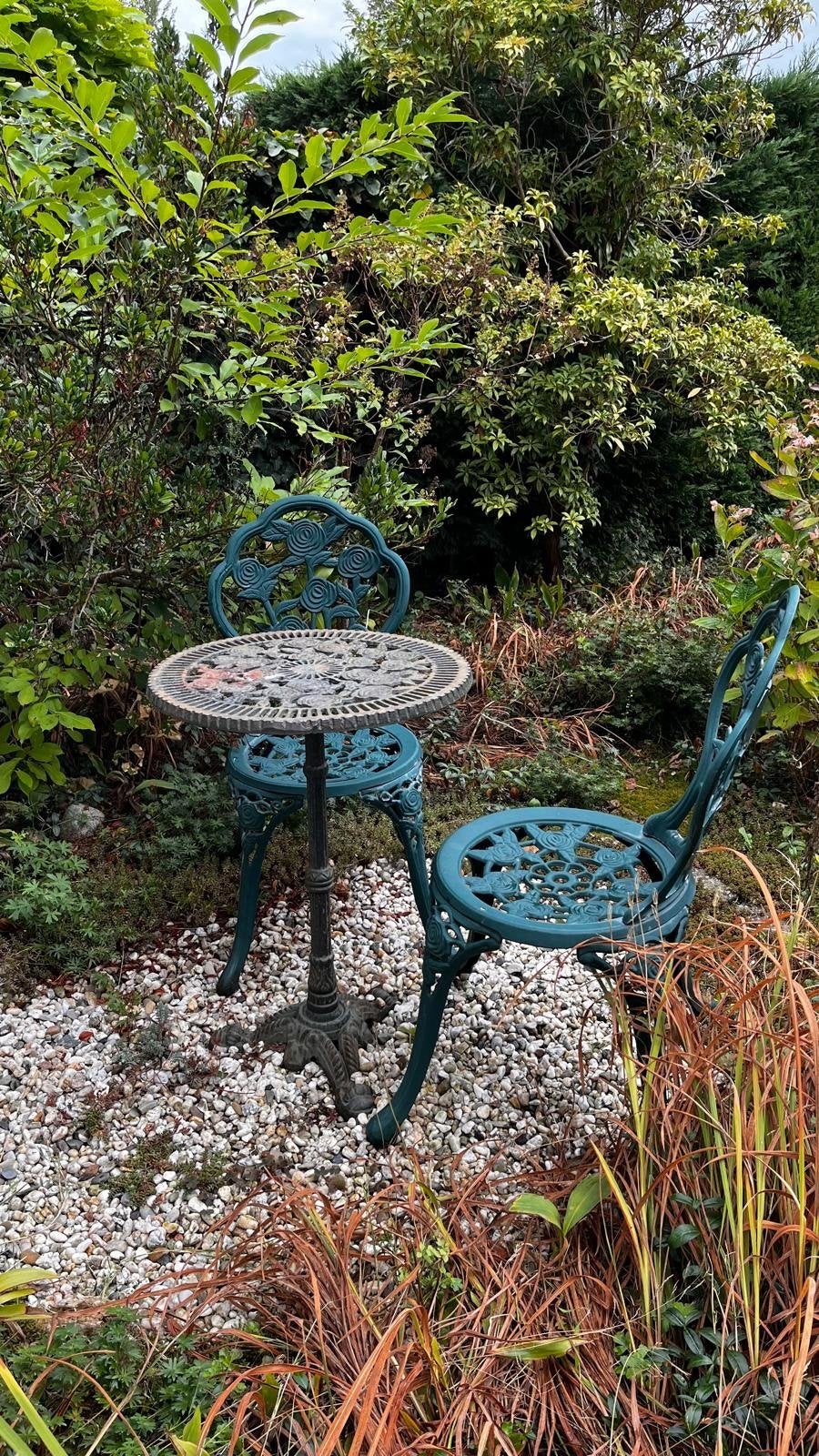 Vintage metalen bistro set - 2 stoelen en tafel, Overige materialen, Gebruikt, Eettafel, Tuinset