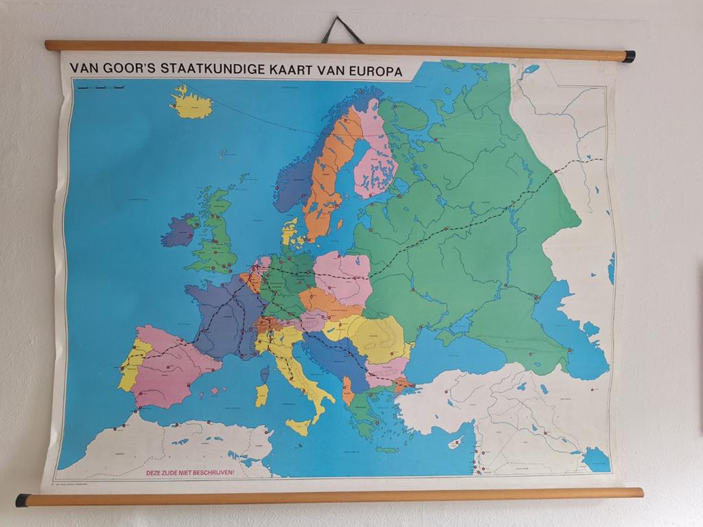 Van Goor's Oude Staatkundige Kaart van Europa - Decoratief, Antiek en Kunst, Antiek | Schoolplaten, Ophalen of Verzenden, Aardrijkskunde