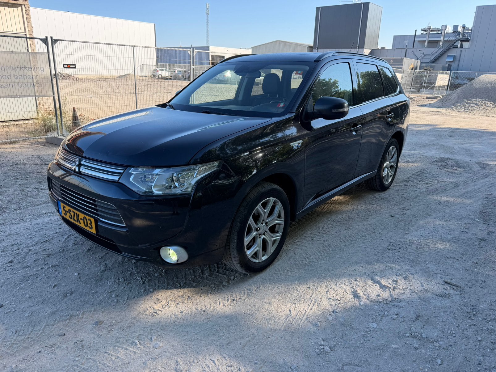 Mitsubishi Outlander 2.0 Phev 4WD, Auto's, Mitsubishi, 1998 cc, Outlander, Zwart, 4 cilinders
