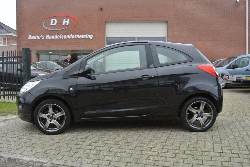 Ford Ka 1.2 Comfort start/stop airco apk -08-04-2027 inruil, Voorwielaandrijving, Euro 5, Gebruikt, 1242 cc