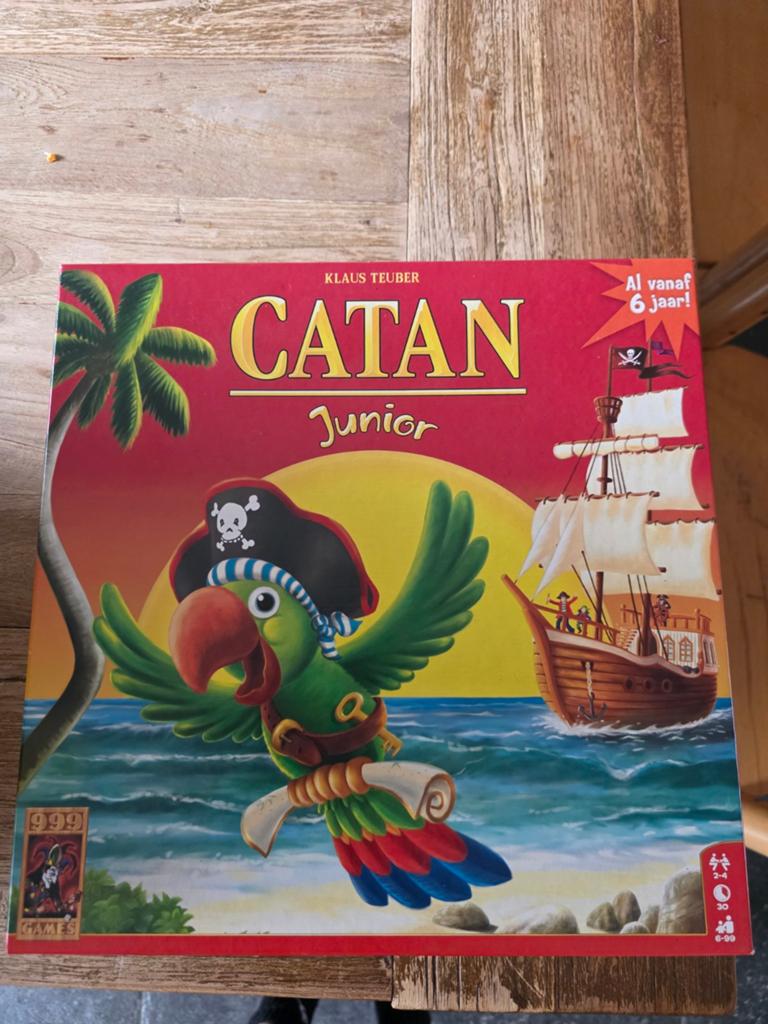 Catan Junior Bordspel - Avontuur voor Jonge Piraten, Drie of vier spelers, Ophalen of Verzenden, Zo goed als nieuw, 999 Games