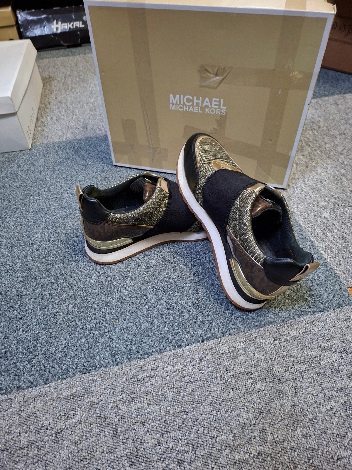 Michael Kors Sneakers Goud Zwart Maat 37, Michael Kors, Zwart, Ophalen of Verzenden, Sneakers of Gympen