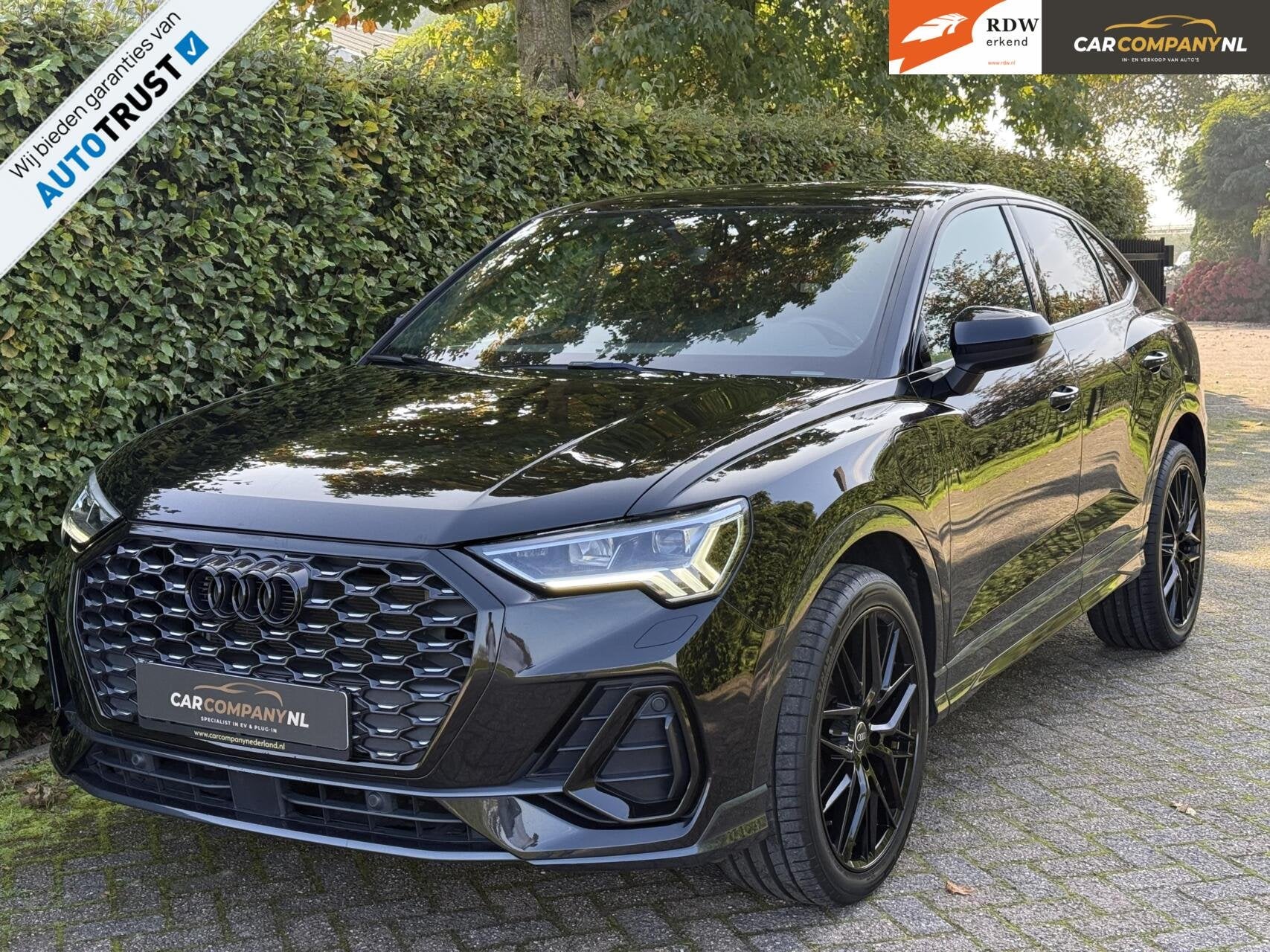 Audi Q3 Sportback 45 TFSIe|SLINE | Black edition |Leder, Gebruikt, Zwart, Met garantie (alle), Zwart