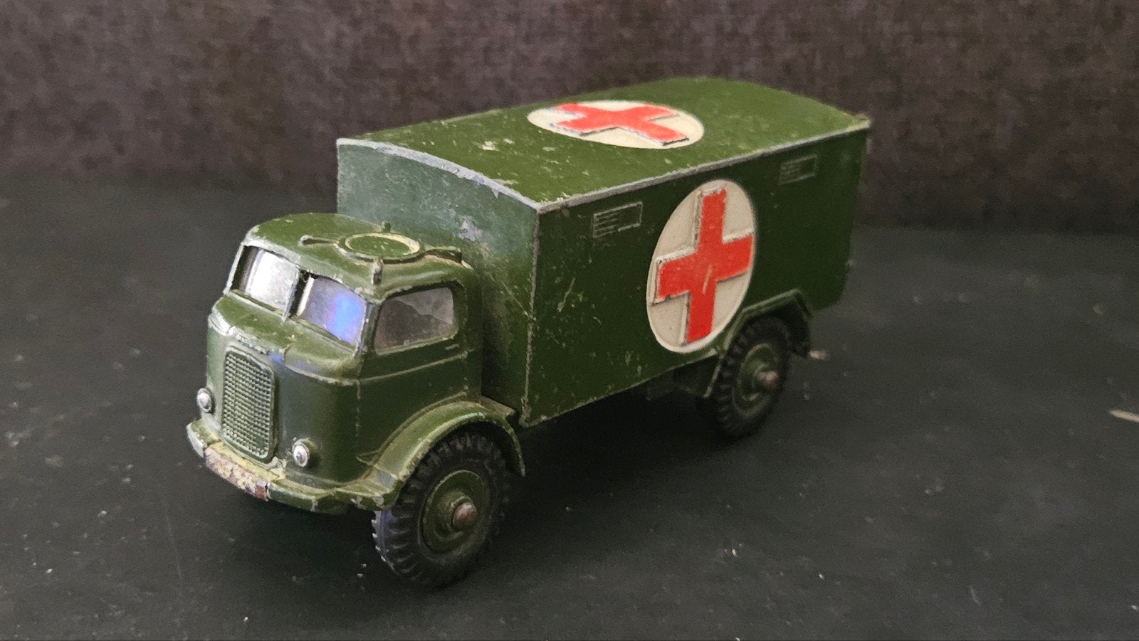 dinky toys ambulance, Ophalen of Verzenden, Gebruikt, Auto, Dinky Toys