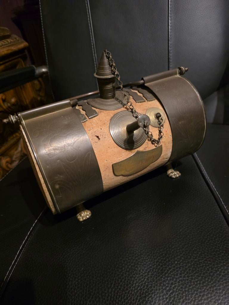 Antieke dranktonkruik vat van kurk en brons tin, Ophalen of Verzenden