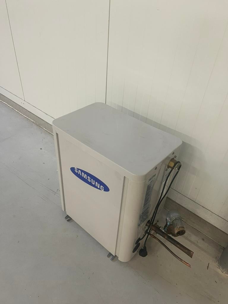 samsung warmtepomp, Doe-het-zelf en Verbouw, Ophalen of Verzenden, Zo goed als nieuw, 60 tot 150 cm, Overige typen
