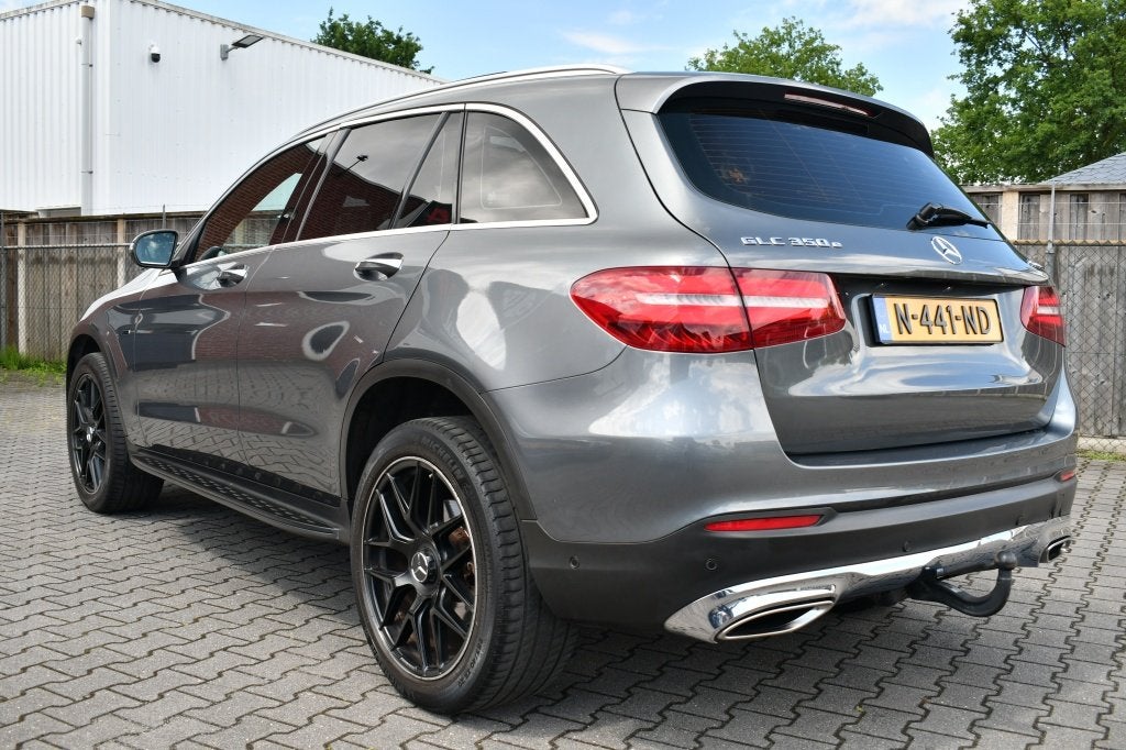 Mercedes-Benz GLC 350e 4MATIC AMG BURMESTER|PANO|HUD|20"|VOL, Auto's, Automaat, Gebruikt, 2000 kg, 120 €/maand