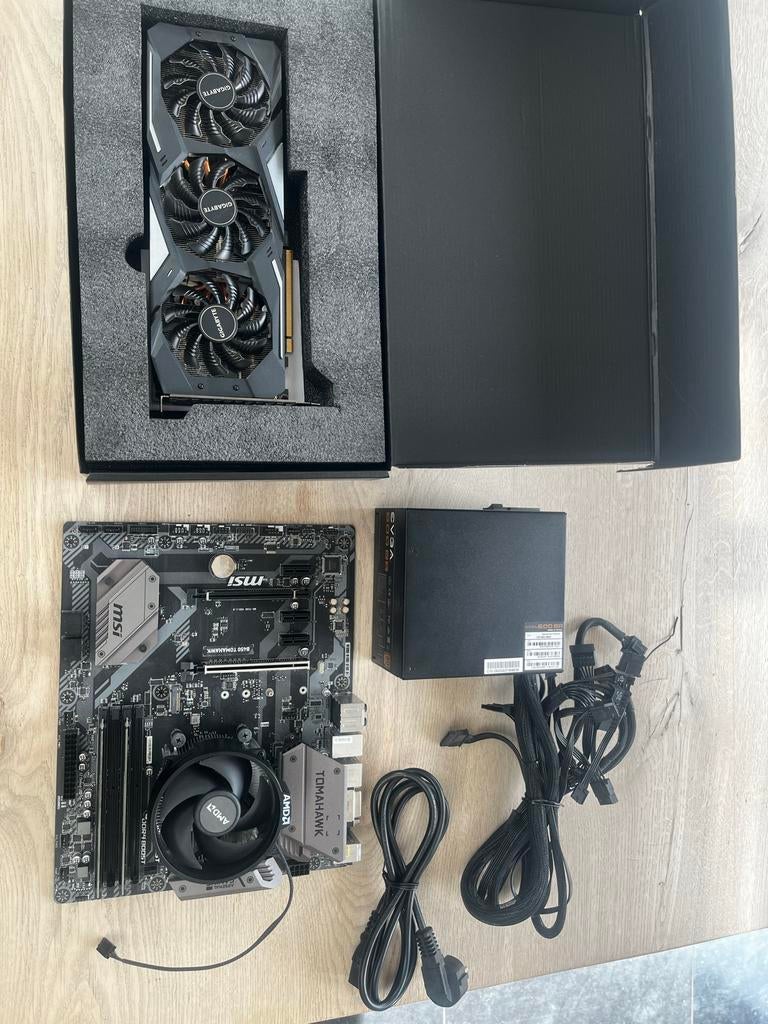 Gigabyte RTX 2060, MSI B450 Tomahawk, AMD Ryzen 5 2600X, Ophalen of Verzenden, Zo goed als nieuw
