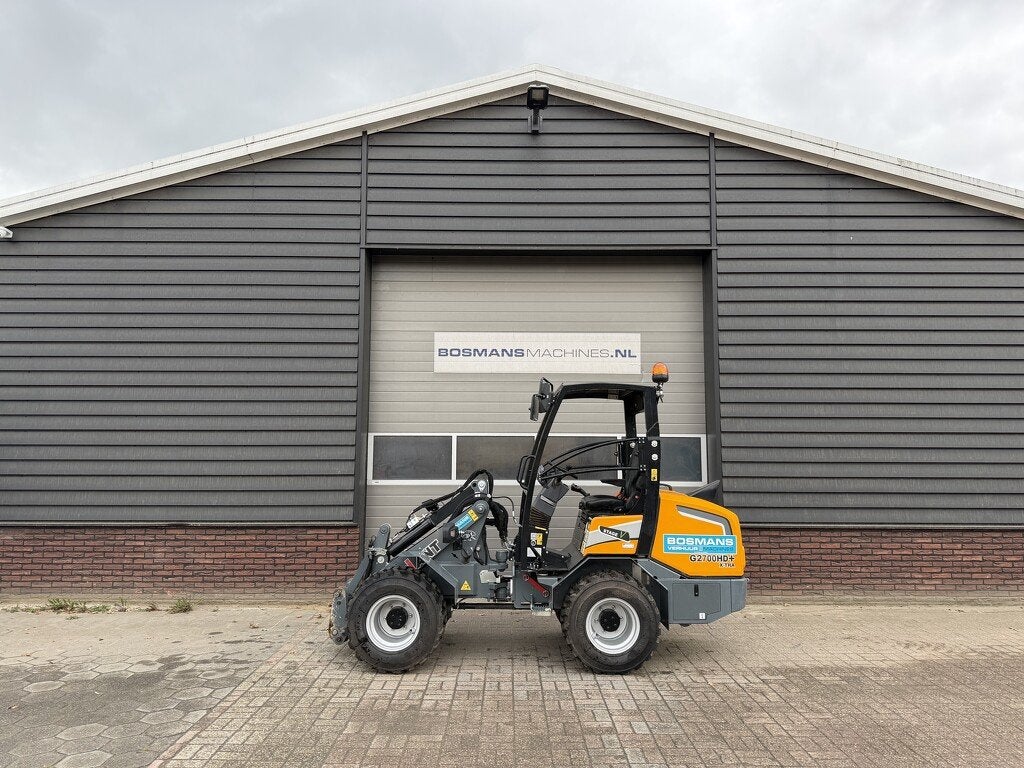 Giant G2700 X-TRA HD+ minishovel 2026 205 uur €510 LEASE, Tobroco, Info@tobroco.nl, Sprendlingenstraat 57
5061 KM  Oisterwijk