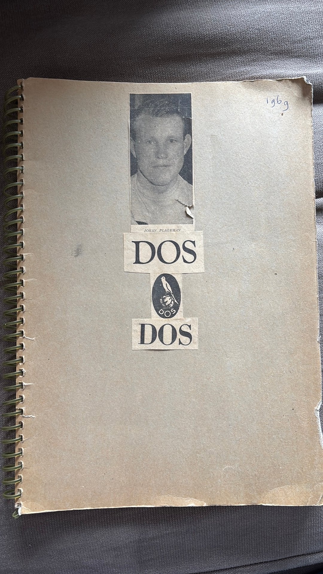 DOS FC utrecht plakboek 1969, Verzamelen, Sportartikelen en Voetbal, Verzenden, Zo goed als nieuw, F.C. Utrecht