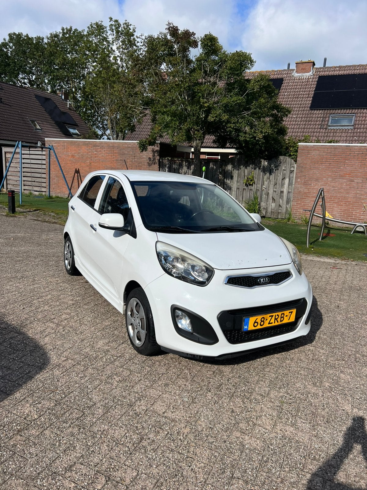 Kia Picanto 1.0 Cvvt 5-DRS 2013 Wit - Airco - Nieuwe APK, Auto's, Voorwielaandrijving, 400 kg, Wit, Origineel Nederlands
