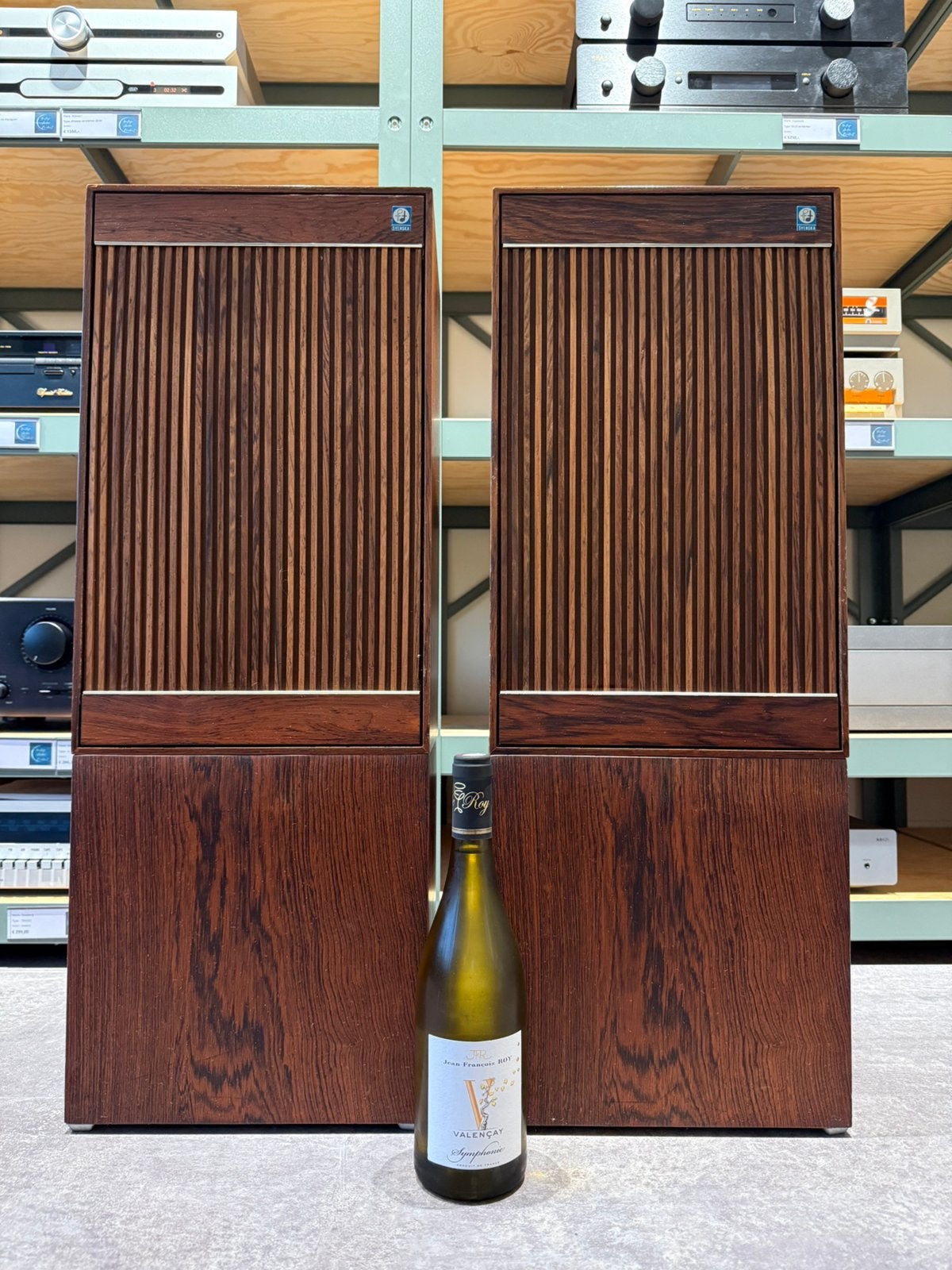 Sinus 1017, met stands, zeldzaam, spelen zeer mooi, garantie, Audio, Tv en Foto, Luidsprekers, Inclusief standaarden, Contact@vintageaudiobreda.nl