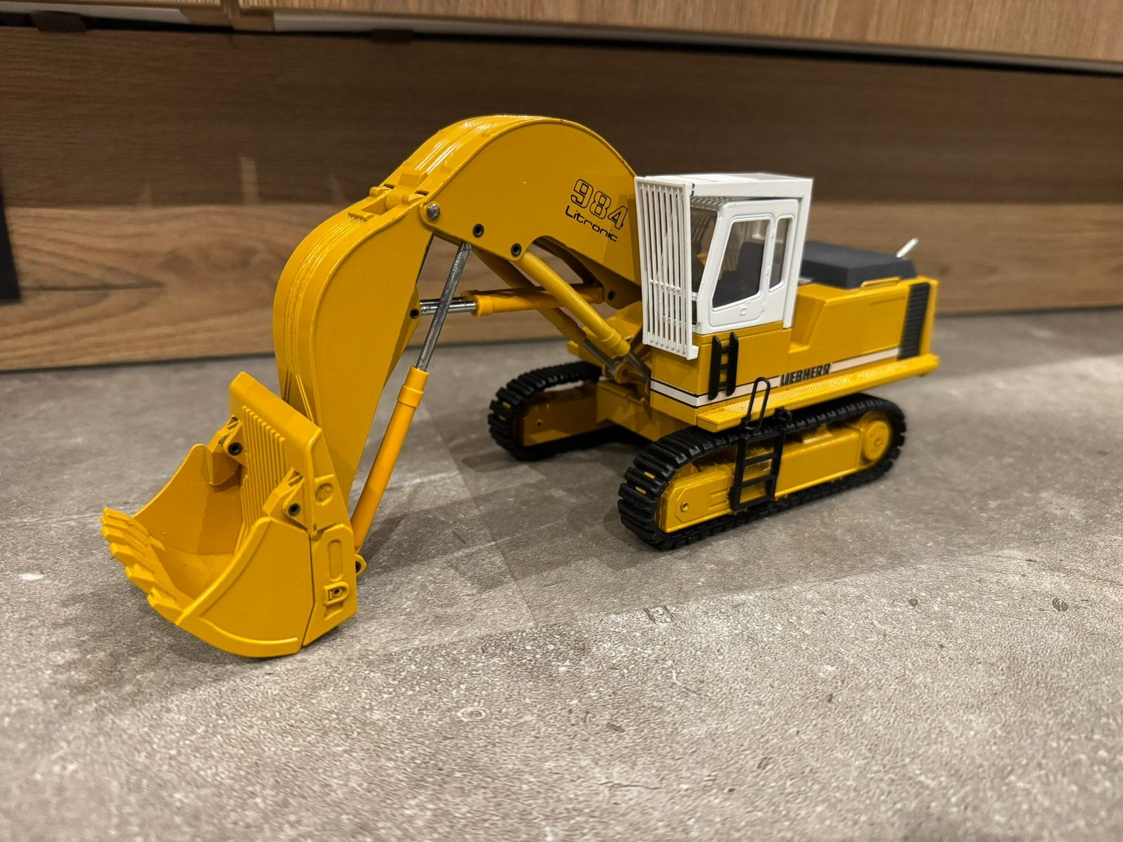 Liebherr 984 Litronic hooglepel rupsgraafmachine, Hobby en Vrije tijd, Ophalen, Zo goed als nieuw, Hijskraan, Tractor of Landbouw
