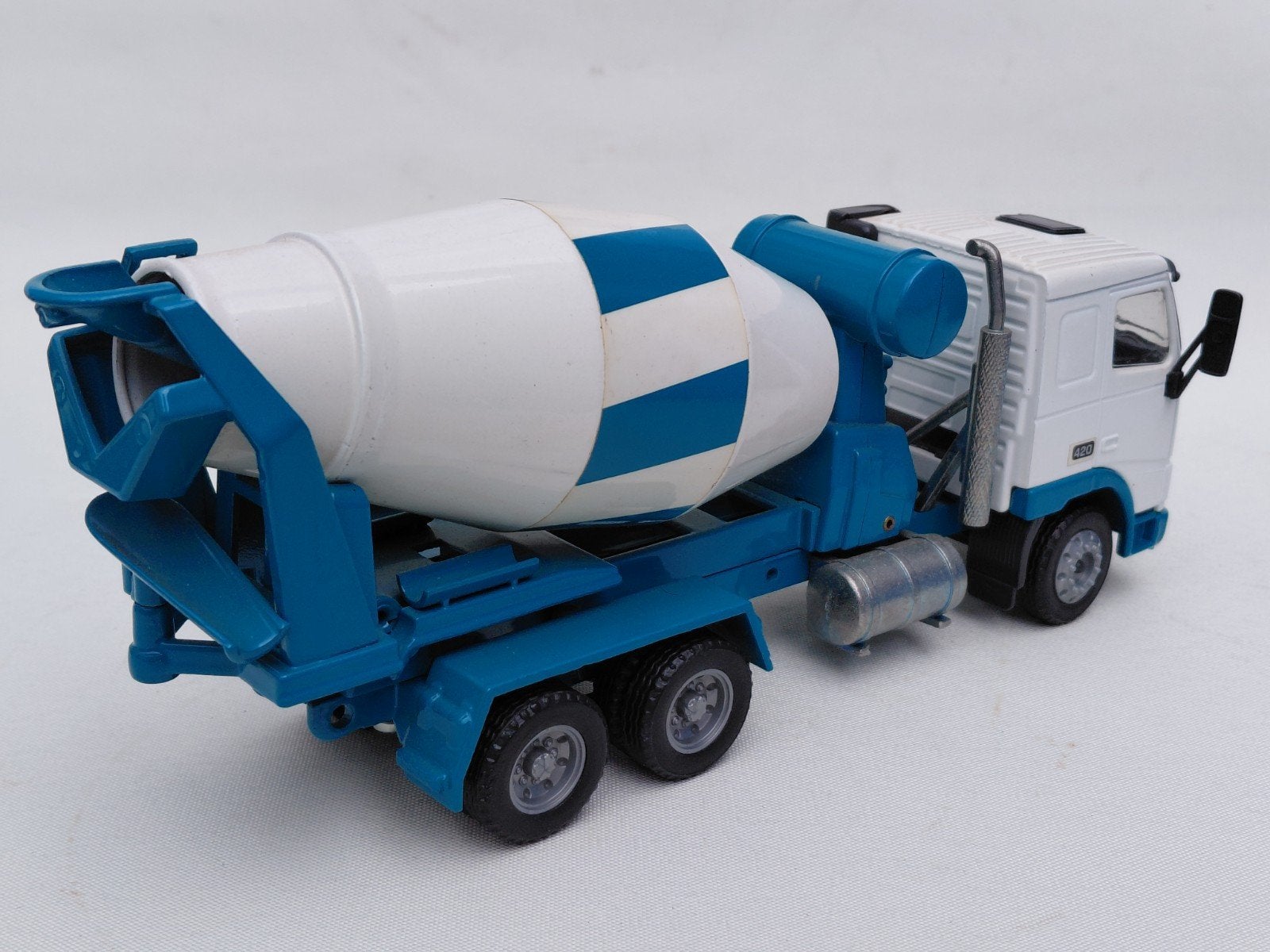 Joal beton wagen, Hobby en Vrije tijd, Ophalen of Verzenden, Zo goed als nieuw, Hijskraan, Tractor of Landbouw, Overige merken