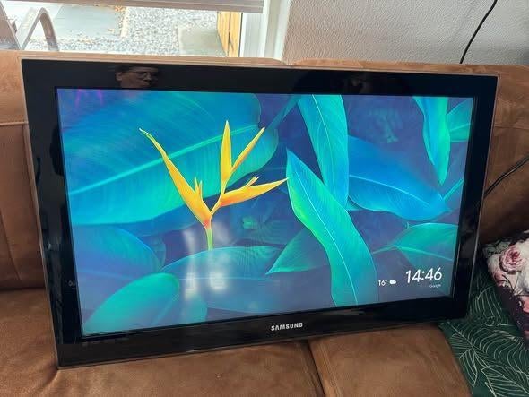 SAMSUNG TV 85  BREED GEEN SMART MET AFSTANDBEDIENING, Ophalen, 50 Hz, 80 tot 100 cm, Zo goed als nieuw