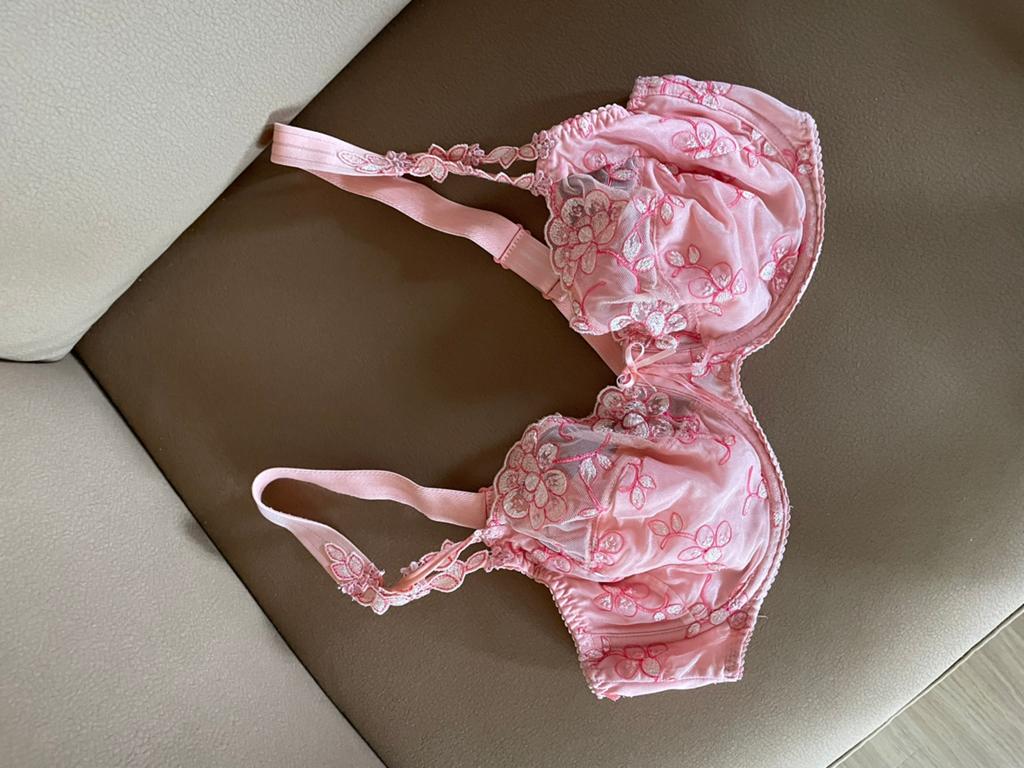 Zalmkleurige bh Primadonna, Ophalen of Verzenden, Overige kleuren, BH