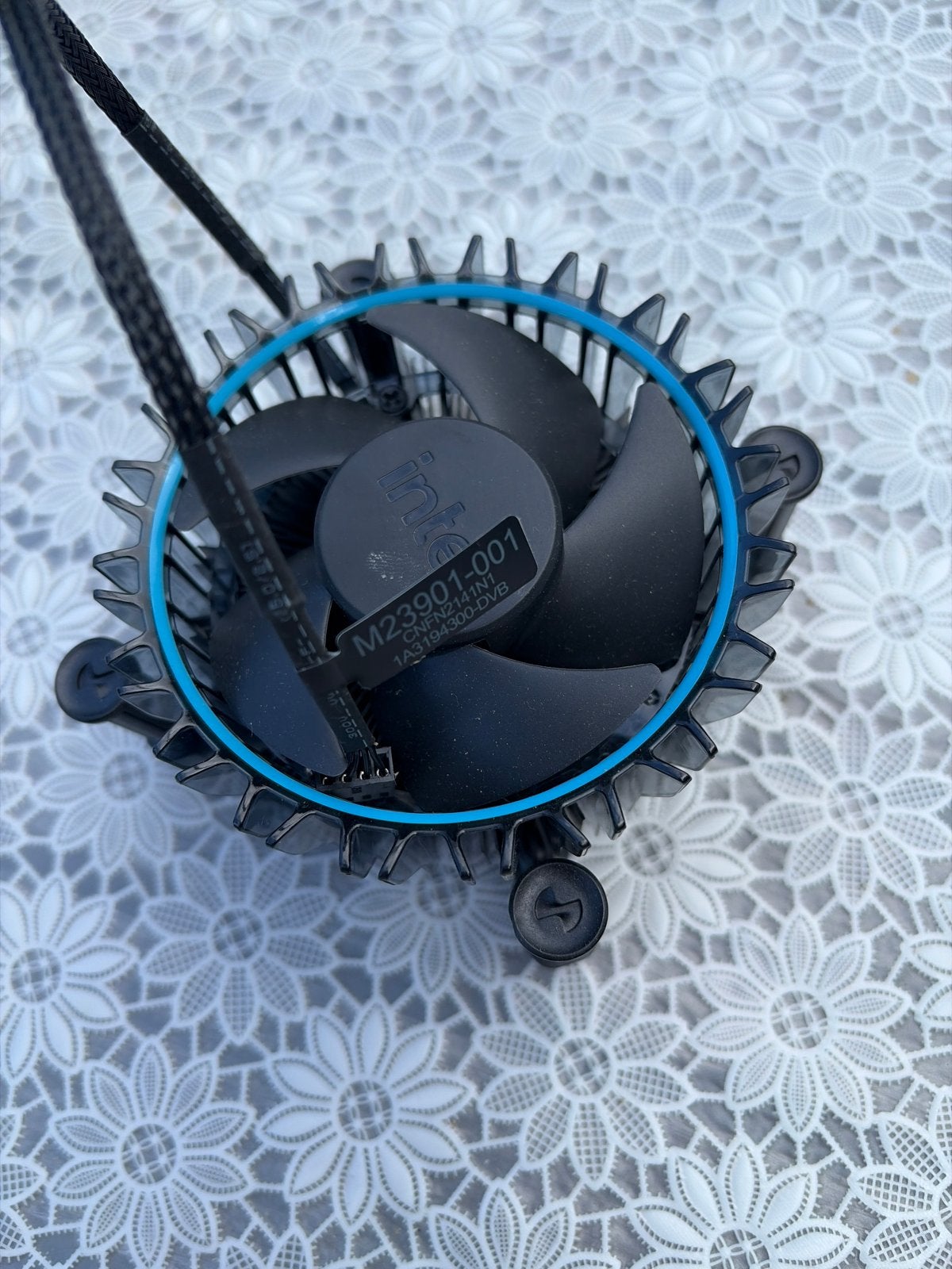 Intel CPU Koeler - Nieuwstaat, Computers en Software, Computerkoelers, Ophalen of Verzenden, Zo goed als nieuw, Luchtkoeling