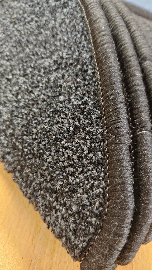 Trapmatten, Ophalen, Zwart, Nieuw, Minder dan 50 cm