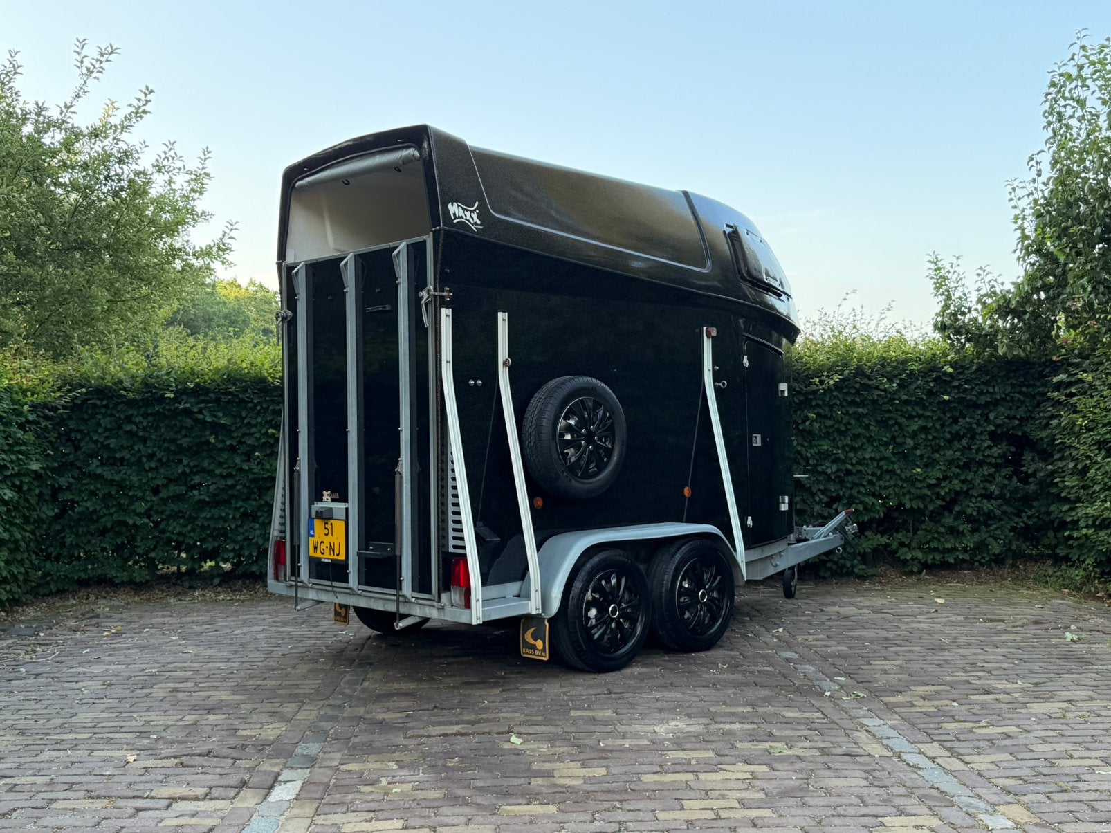 Super nette 1.5 paards Xxtrail, zadelkamer, aluminium bodem, Ophalen, Aluminium, Zo goed als nieuw, Info@ttpaardentrailers.nl