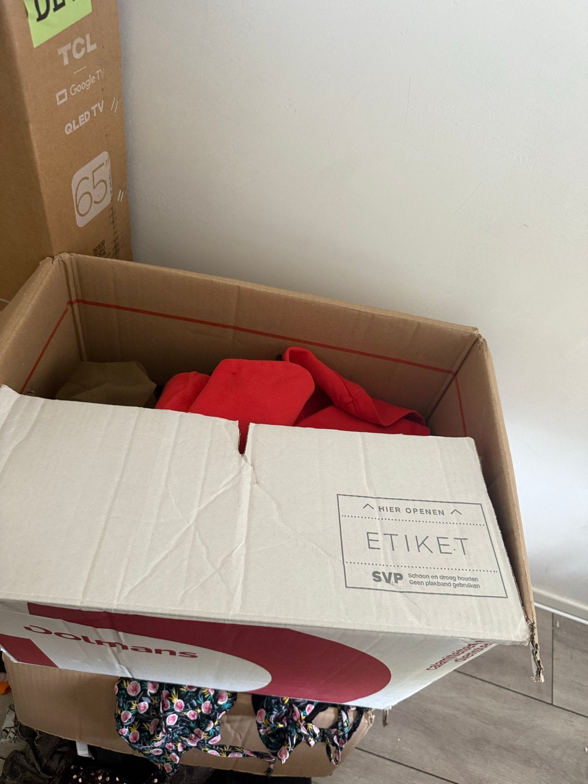 Verrassingsdoos dames 30 stuks Maat S t/m XL - 30 Stuks, Kleding | Dames, Overige Dameskleding, Ophalen of Verzenden, Zo goed als nieuw