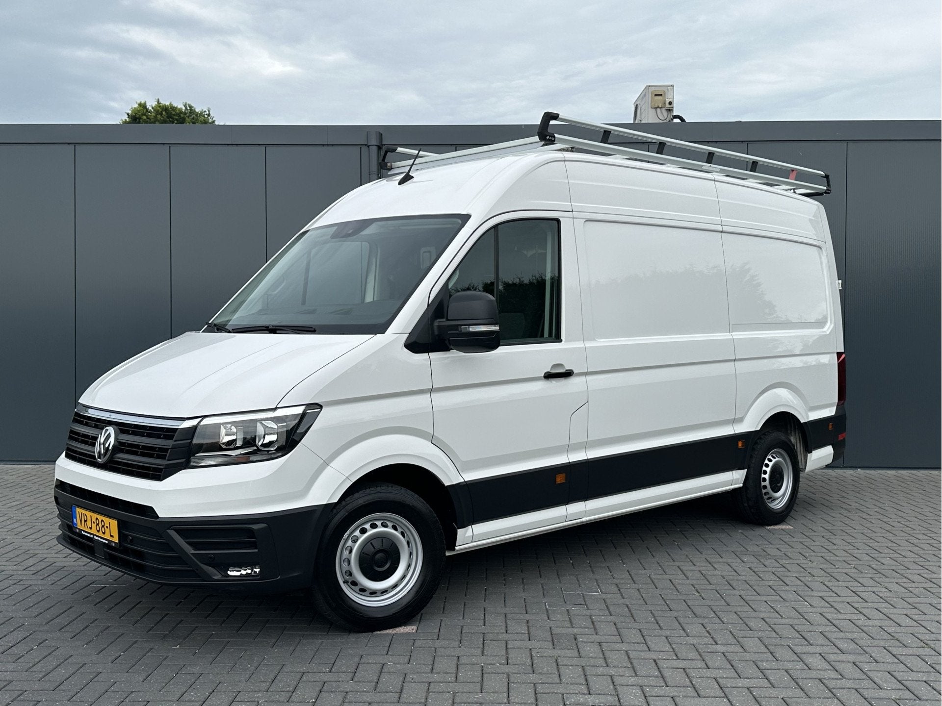 Volkswagen Crafter 2.0 TDI / L3H3 / 1e EIG / IMPERIAAL + LAD, Gebruikt, Euro 6, 4 cilinders, Volkswagen