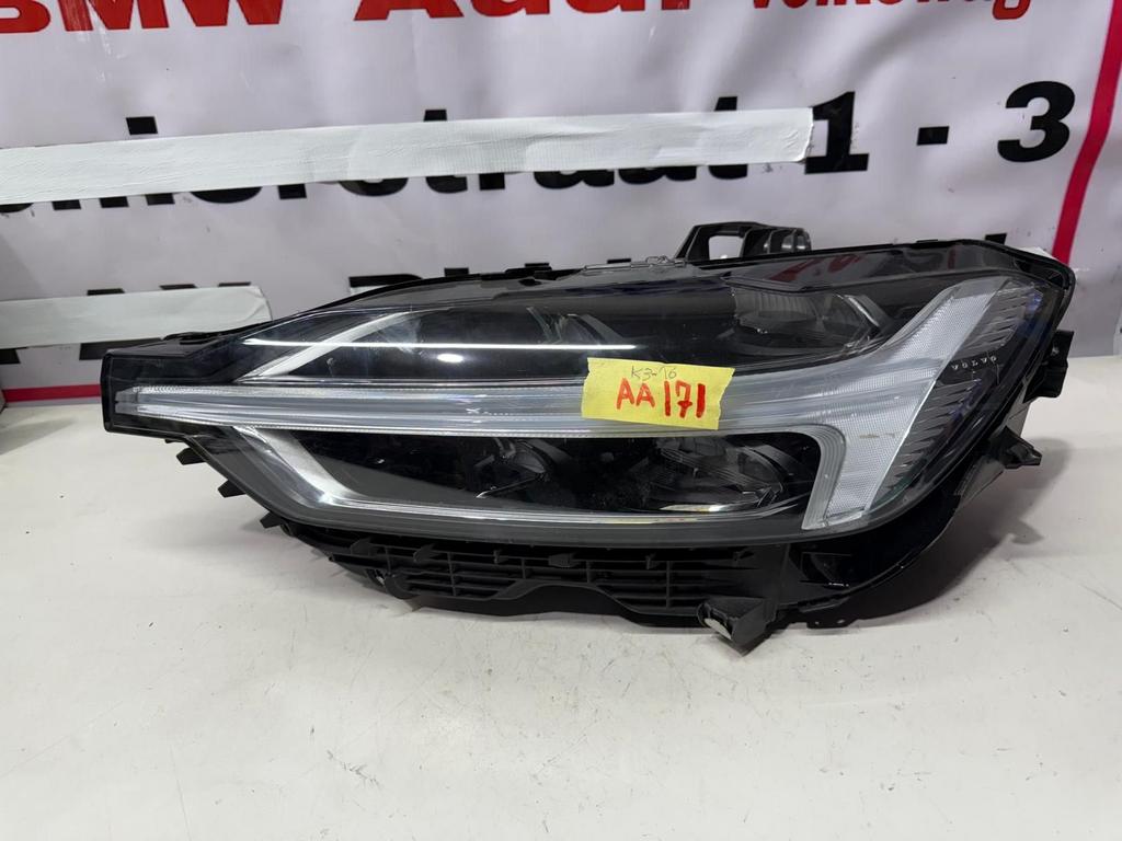 Volvo XC60 Koplamp, Auto-onderdelen, Verlichting, Gebruikt, Ophalen of Verzenden